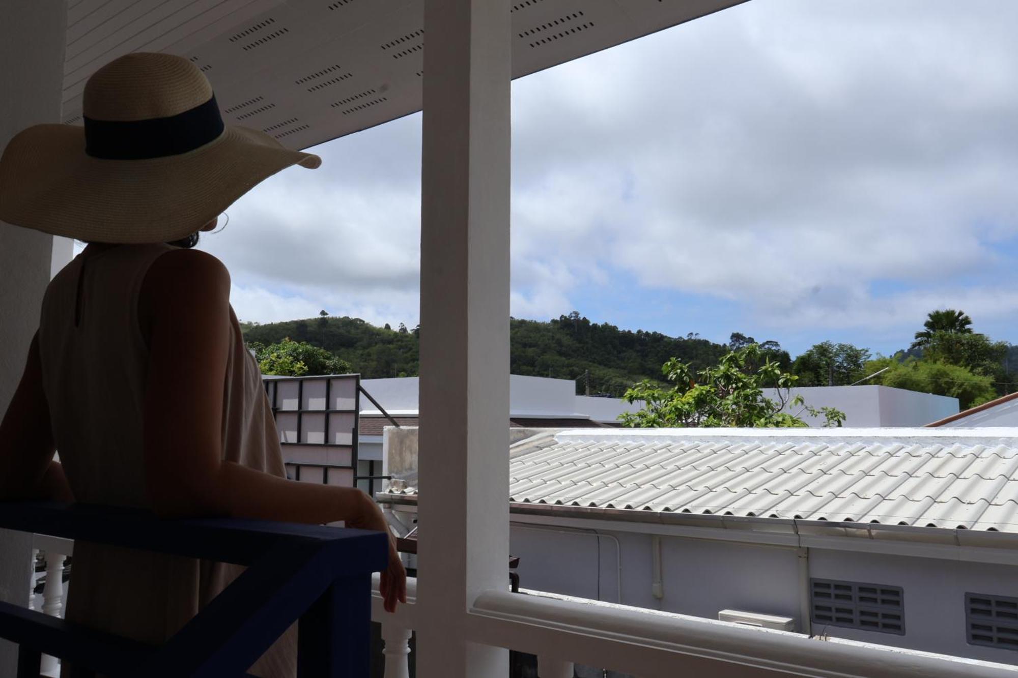 Sun & Sea Nai Yang Phuket 호텔 외부 사진